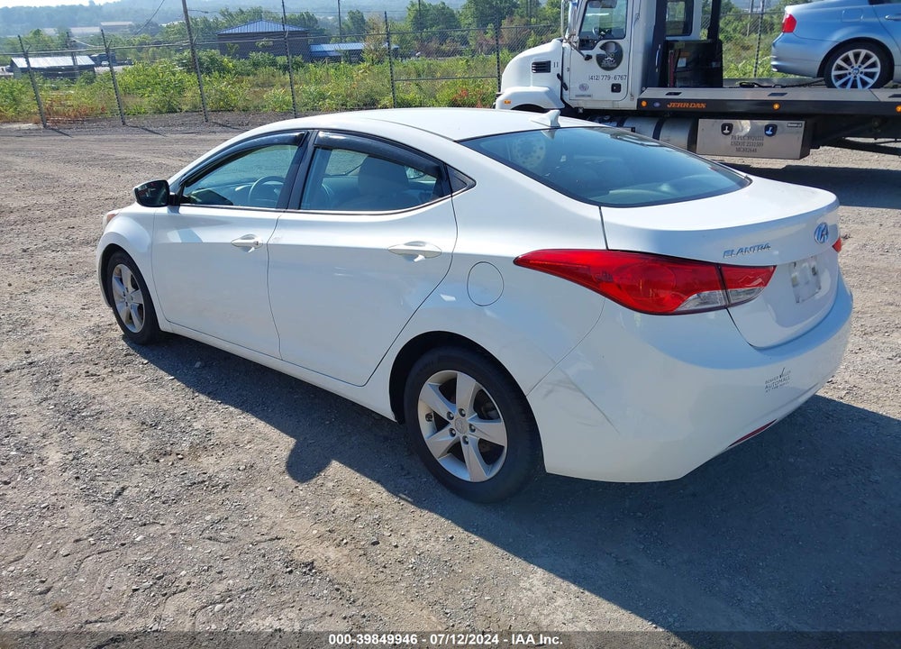 2013 HYUNDAI ELANTRA GLS VIN: 5NPDH4AE2DH366479