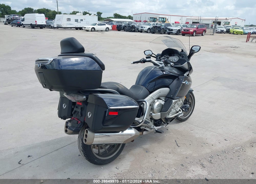2012 BMW K1600 GTL VIN: WB1061204CZZ21930