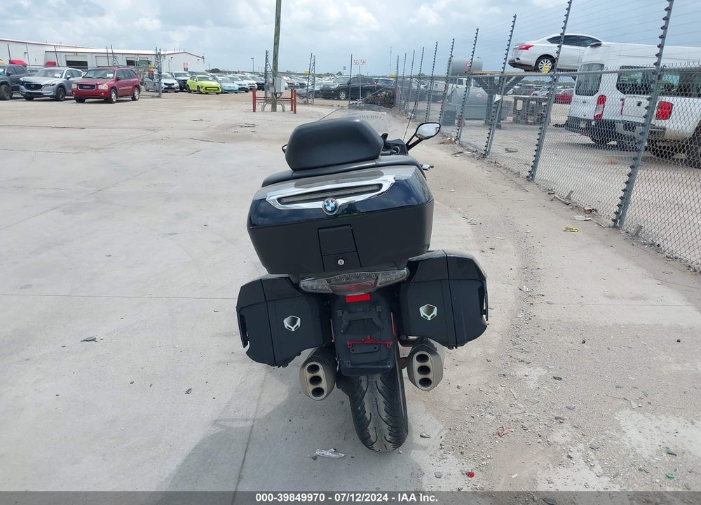 2012 BMW K1600 GTL VIN: WB1061204CZZ21930