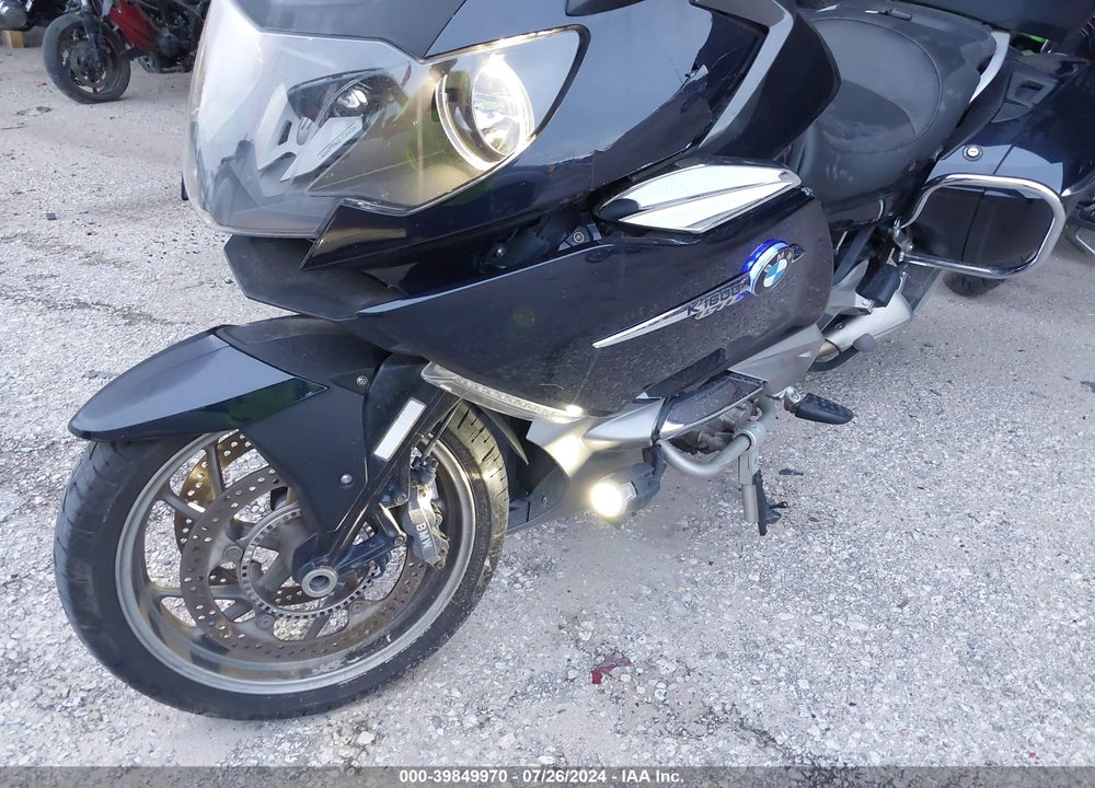 2012 BMW K1600 GTL VIN: WB1061204CZZ21930