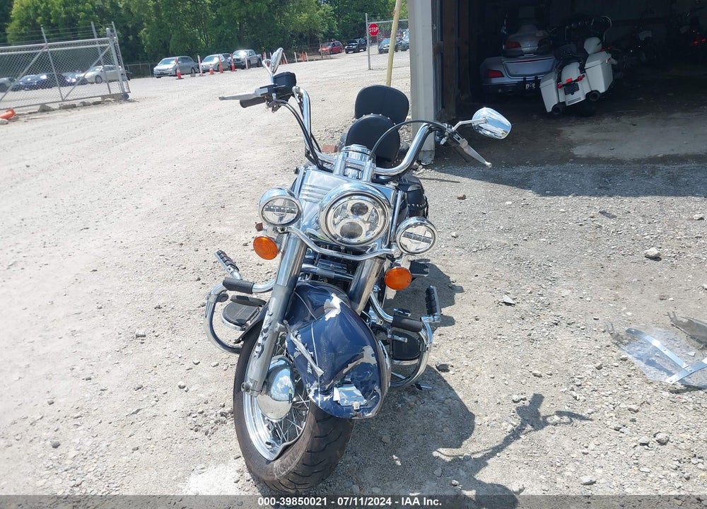 2009 HARLEY-DAVIDSON FLSTC VIN: 1HD1BW5109Y010415