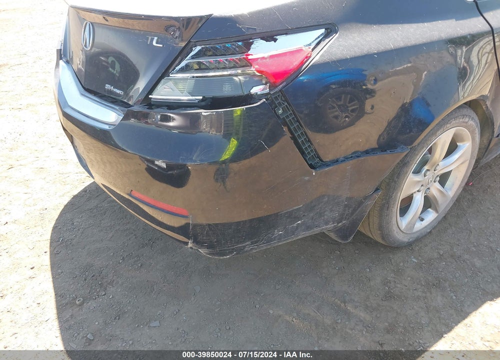 2013 ACURA TL 3.7 VIN: 19UUA9F53DA003949