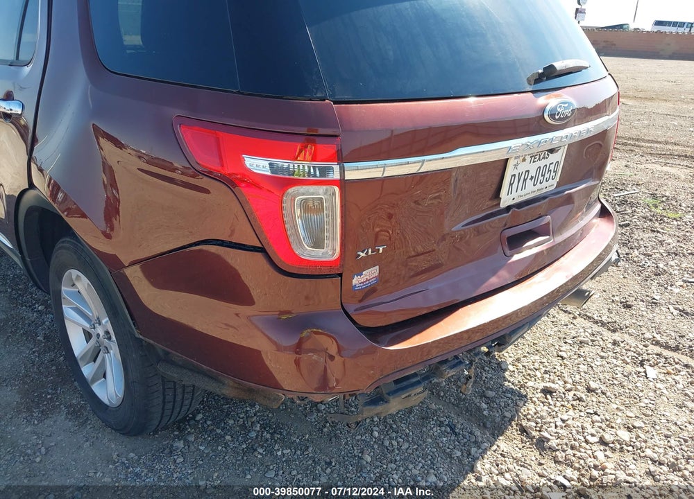 2015 FORD EXPLORER XLT VIN: 1FM5K8D89FGB11396