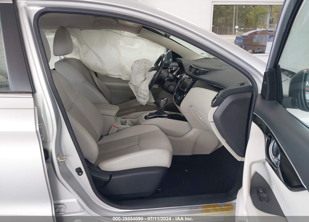 2019 NISSAN ROGUE SPORT SL VIN: JN1BJ1CP0KW225106