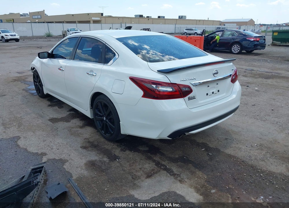2017 NISSAN ALTIMA 2.5 SR VIN: 1N4AL3AP8HN335701