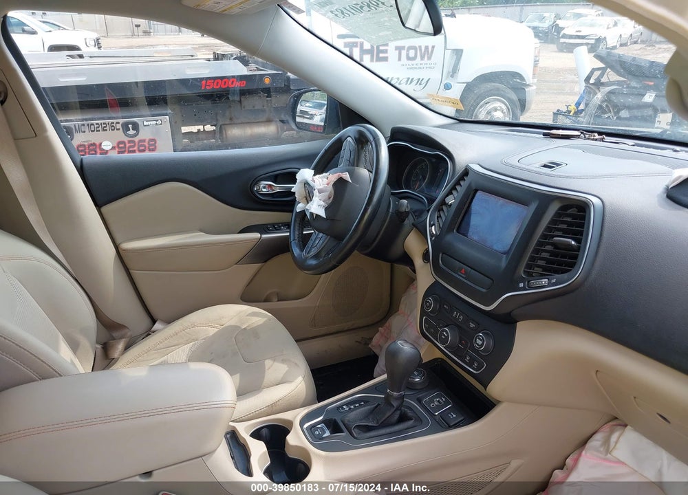 2019 JEEP CHEROKEE LATITUDE 4X4 VIN: 1C4PJMCB4KD193751