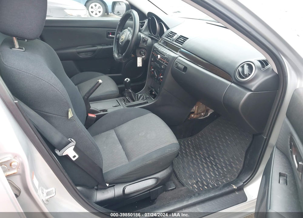 2008 MAZDA 3 I VIN: JM1BK32G081858315