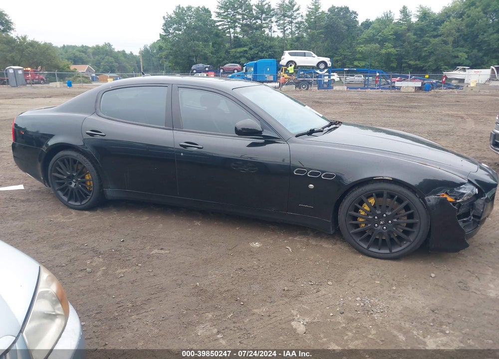2012 MASERATI QUATTROPORTE VIN: ZAM39KKA7C0061799