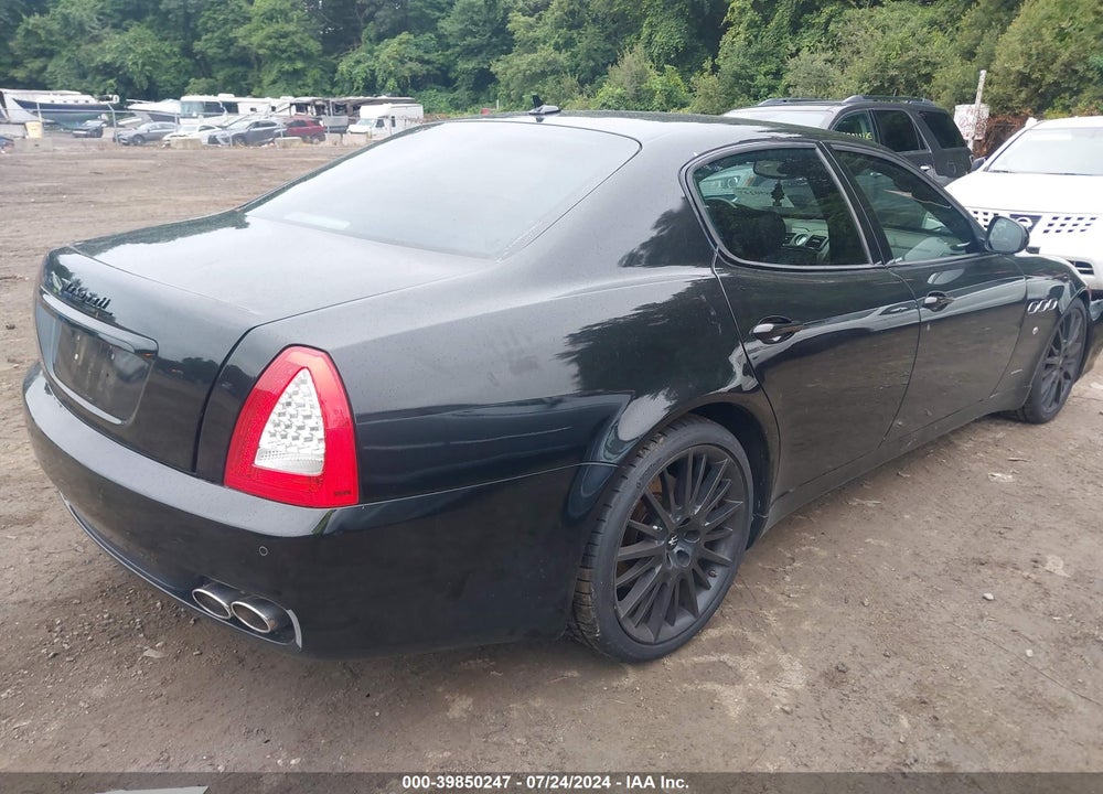 2012 MASERATI QUATTROPORTE VIN: ZAM39KKA7C0061799