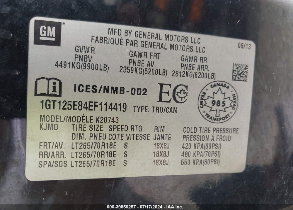 2014 GMC SIERRA 2500HD DENALI VIN: 1GT125E84EF114419
