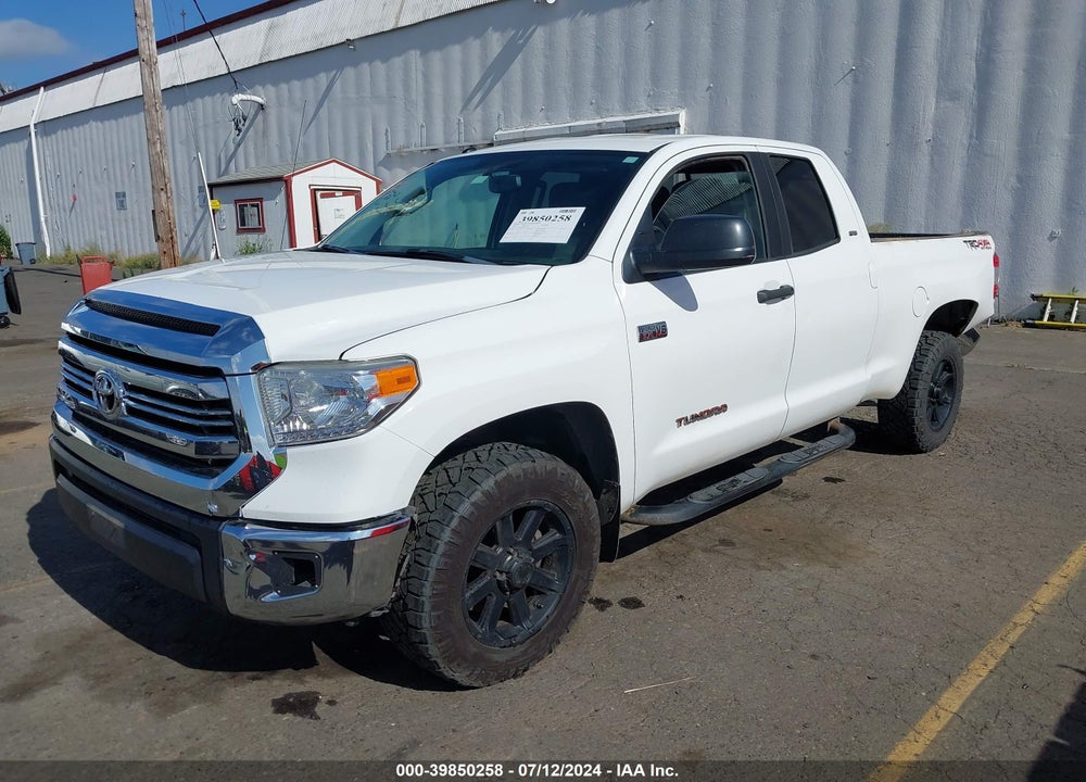 2016 TOYOTA TUNDRA SR5 5.7L V8 VIN: 5TFUY5F19GX545123
