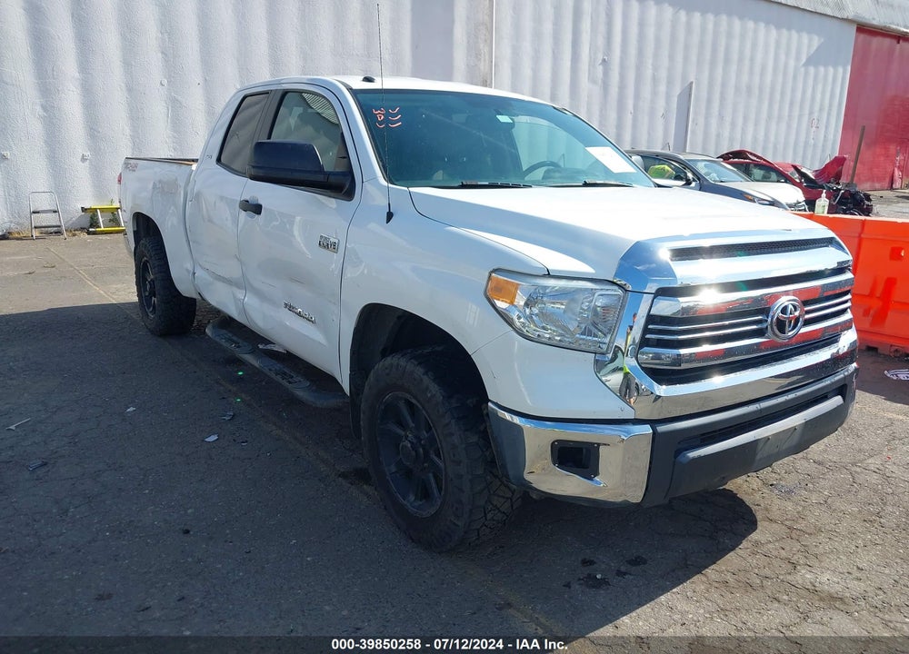 2016 TOYOTA TUNDRA SR5 5.7L V8 VIN: 5TFUY5F19GX545123
