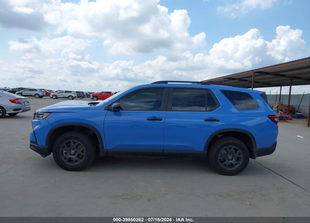 2025 HONDA PILOT AWD TRAILSPORT VIN: 5FNYG1H63SB009258