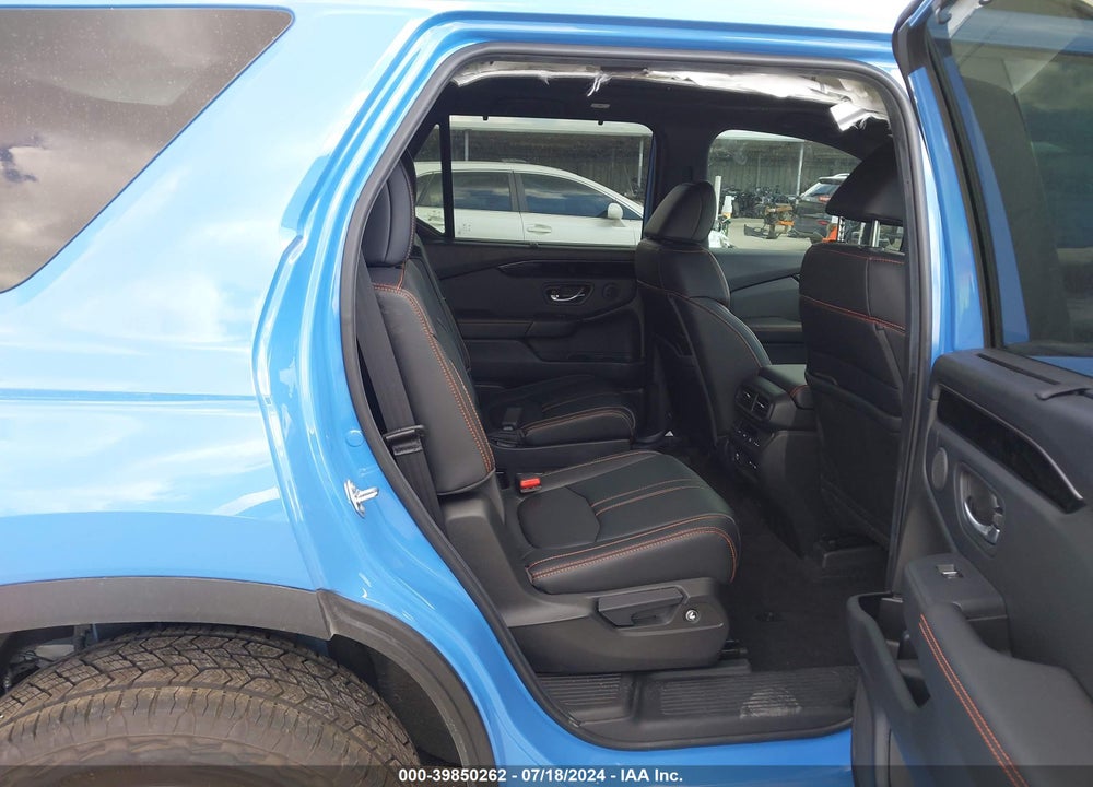 2025 HONDA PILOT AWD TRAILSPORT VIN: 5FNYG1H63SB009258