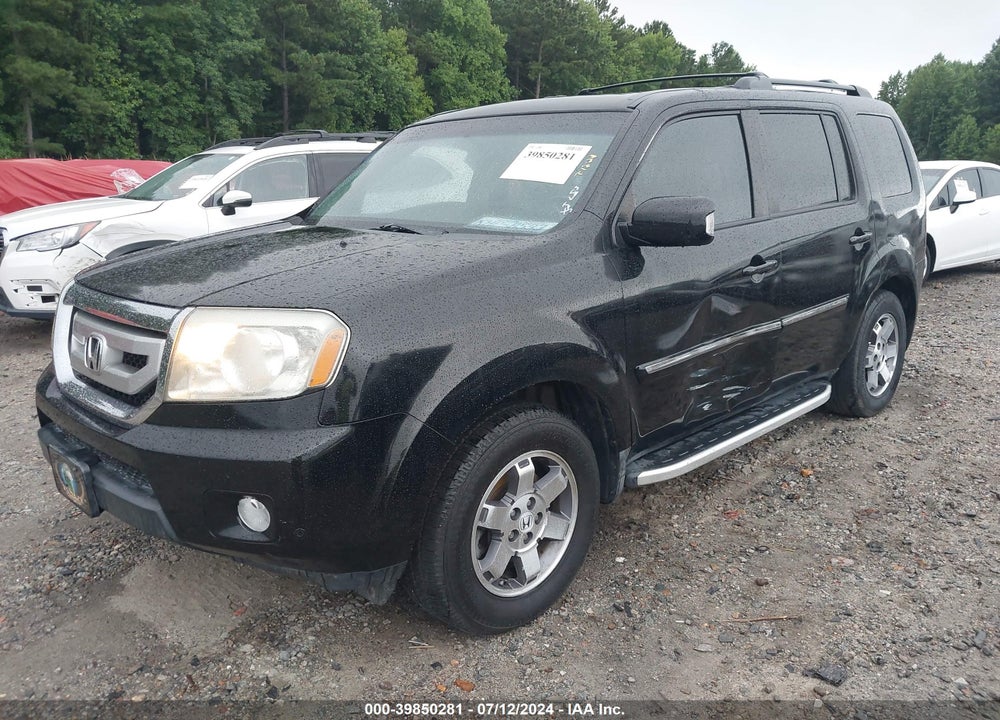 2011 HONDA PILOT TOURING VIN: 5FNYF3H94BB037756