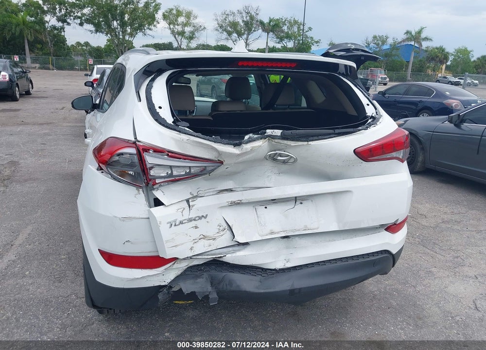 2018 HYUNDAI TUCSON SEL PLUS VIN: KM8J33A48JU631812