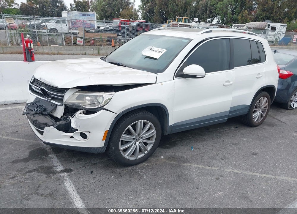 2011 VOLKSWAGEN TIGUAN SEL VIN: WVGAV7AX3BW502278