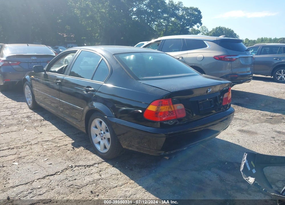 2005 BMW 325I VIN: WBAET37425NJ89961