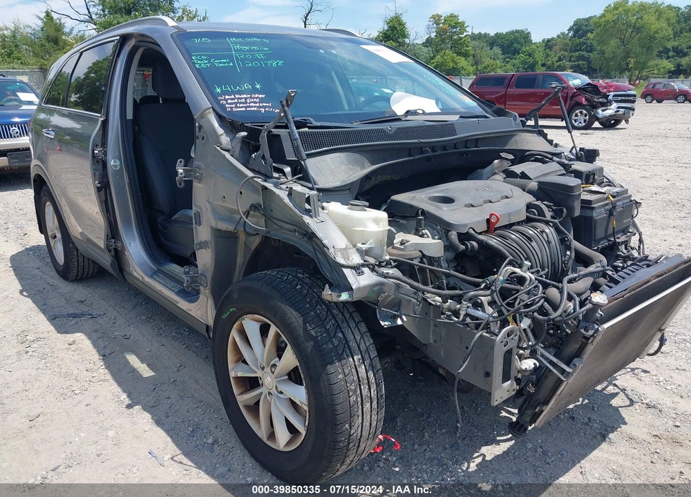 2017 KIA SORENTO 2.4L LX VIN: 5XYPG4A3XHG214249