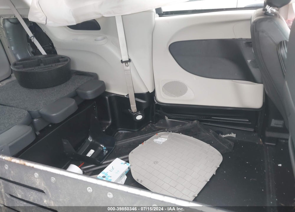 2022 CHRYSLER VOYAGER LX VIN: 2C4RC1CG1NR210682