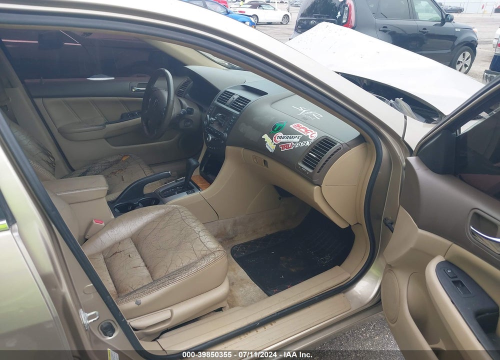 2004 HONDA ACCORD 2.4 EX VIN: 1HGCM56704A028207