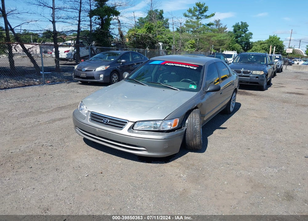 1999 TOYOTA CAMRY LE V6 VIN: 4T1BF22K5XU081996