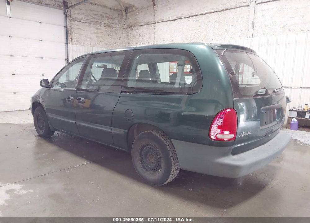 1998 PLYMOUTH GRAND VOYAGER VIN: 2P4GP2431WR530272