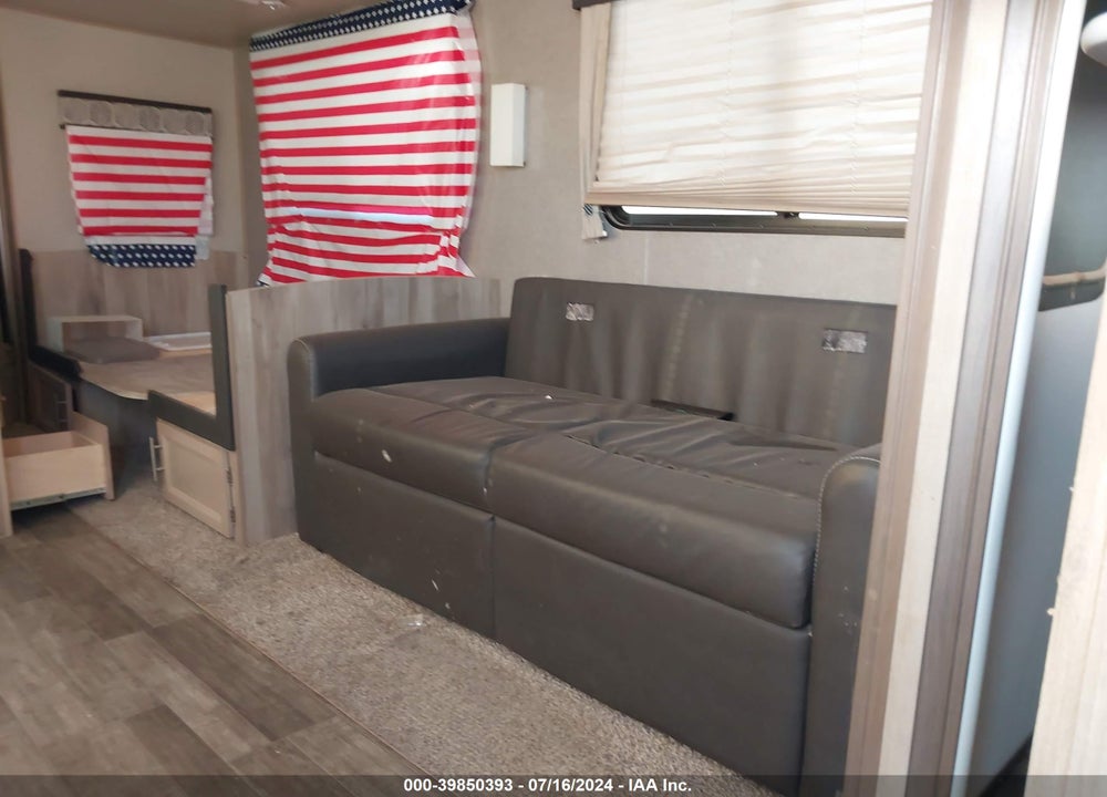 2021 COACHMEN CATALINA VIN: 5ZT2CAVB6MX021639