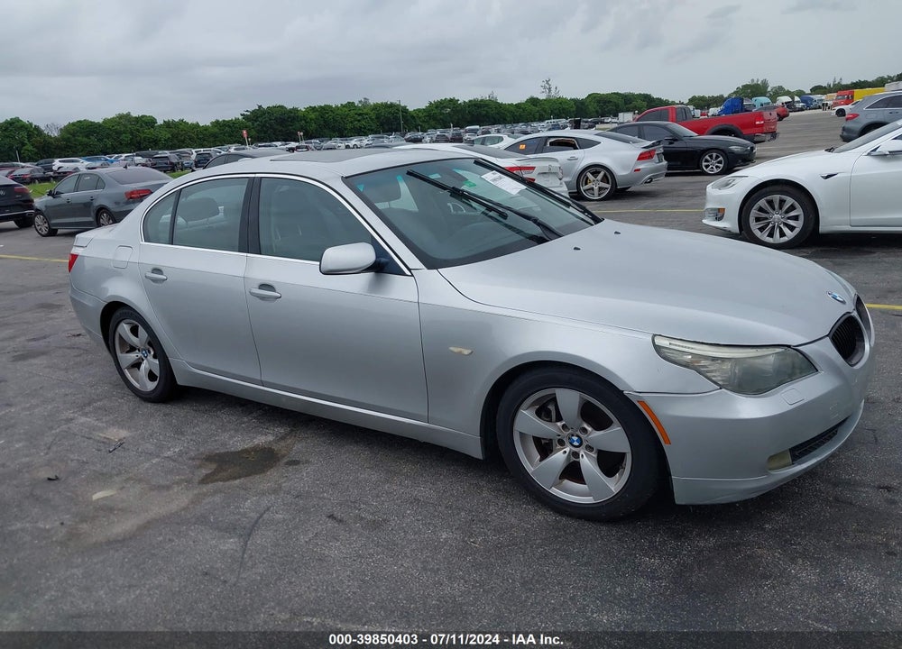 2008 BMW 528I VIN: WBANU53558CT01384