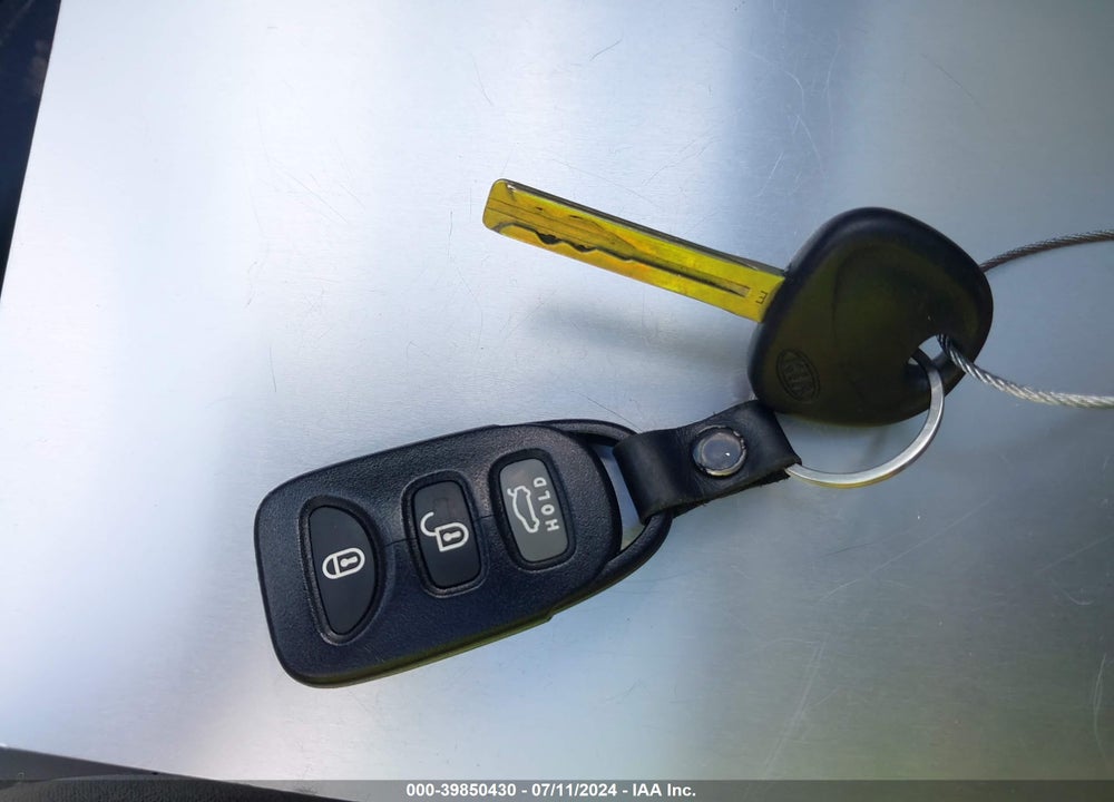 2010 KIA OPTIMA LX VIN: KNAGG4A86A5431997