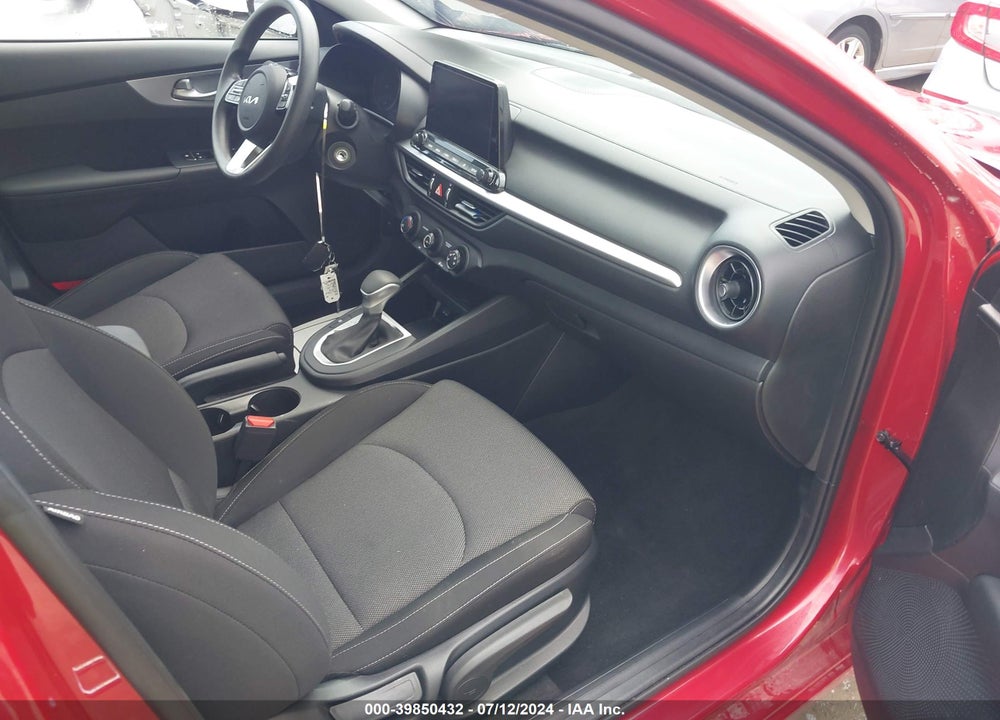 2023 KIA FORTE LXS VIN: 3KPF24AD2PE611811
