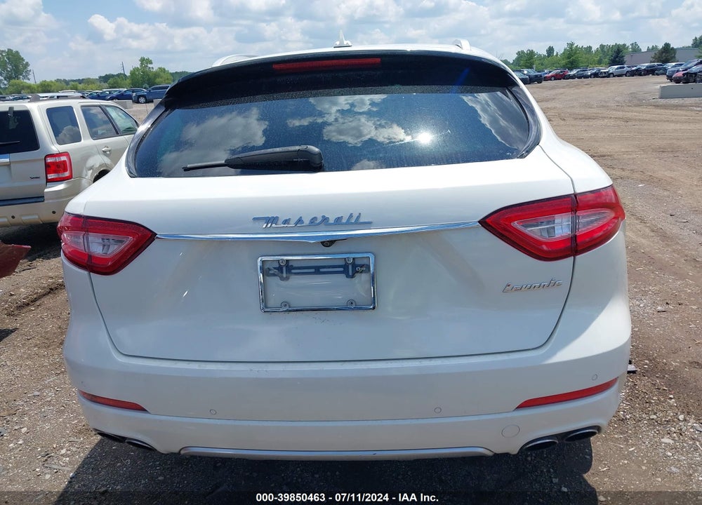2017 MASERATI LEVANTE VIN: ZN661XUL4HX199334