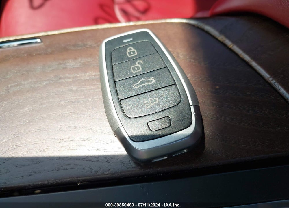 2017 MASERATI LEVANTE VIN: ZN661XUL4HX199334