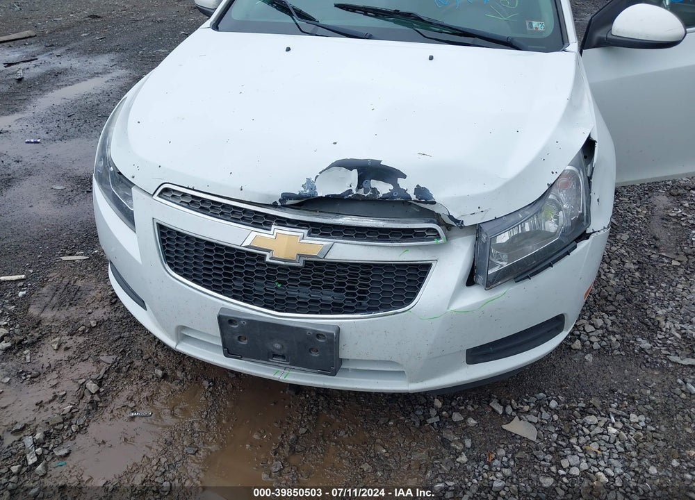 2014 CHEVROLET CRUZE 1LT AUTO VIN: 1G1PC5SB2E7365563