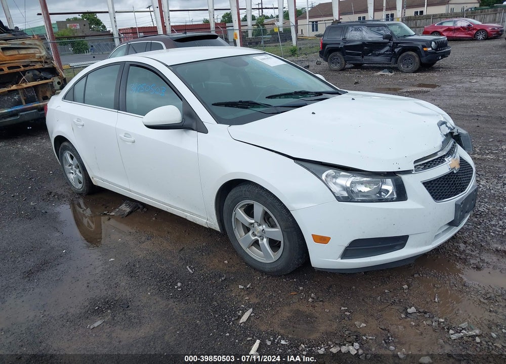 2014 CHEVROLET CRUZE 1LT AUTO VIN: 1G1PC5SB2E7365563