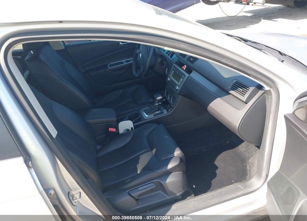 2007 VOLKSWAGEN PASSAT 2.0T WOLFSBURG EDITION VIN: WVWAK73C07P062206