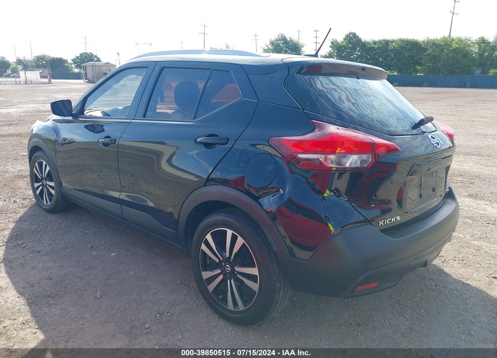 2018 NISSAN KICKS SV VIN: 3N1CP5CU2JL540753