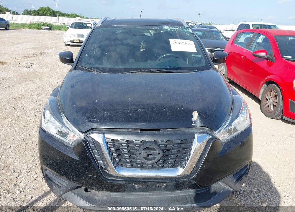 2018 NISSAN KICKS SV VIN: 3N1CP5CU2JL540753