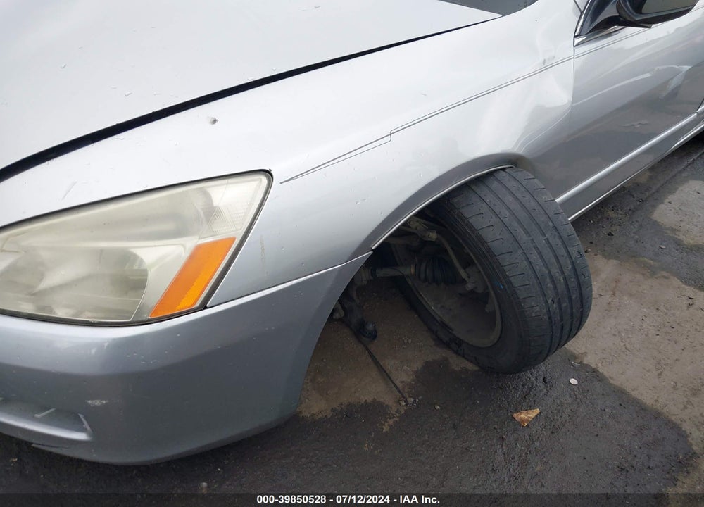 2007 HONDA ACCORD 2.4 EX VIN: 1HGCM56897A135995