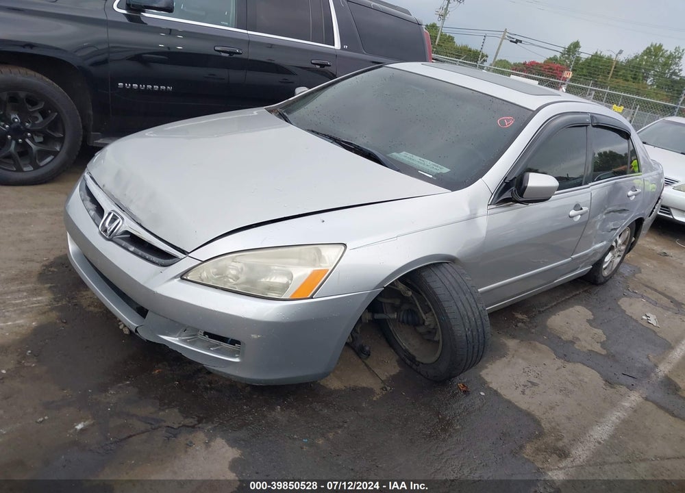 2007 HONDA ACCORD 2.4 EX VIN: 1HGCM56897A135995