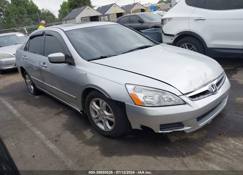 2007 HONDA ACCORD 2.4 EX VIN: 1HGCM56897A135995