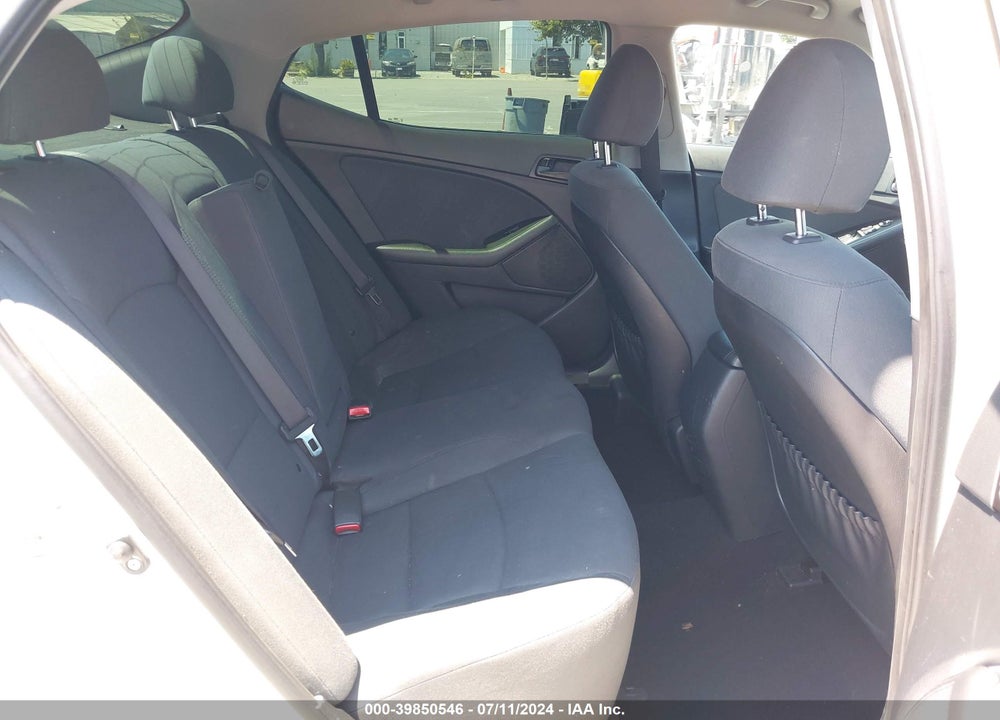 2015 KIA OPTIMA LX VIN: KNAGM4A76F5643970