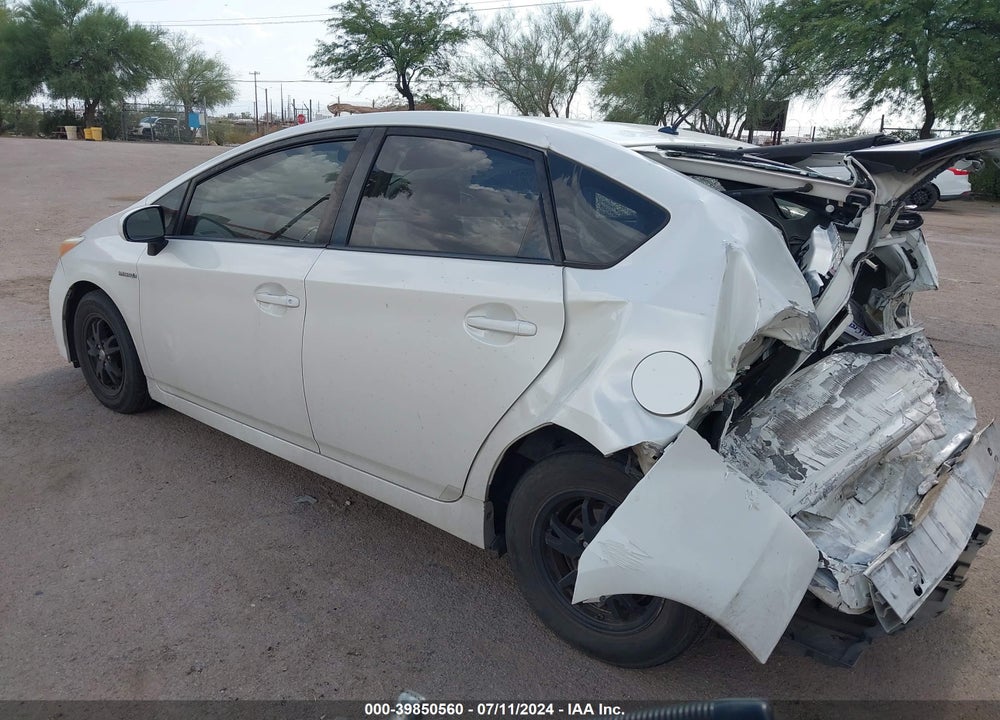 2014 TOYOTA PRIUS TWO VIN: JTDKN3DU1E1741445