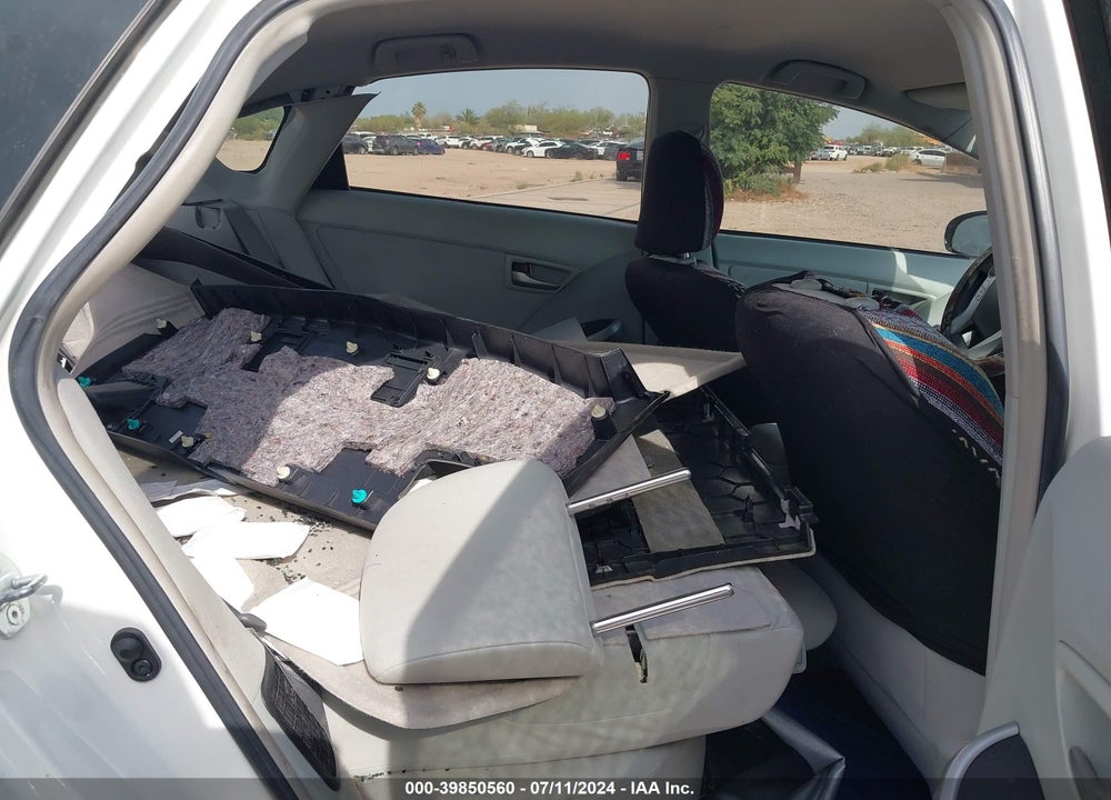 2014 TOYOTA PRIUS TWO VIN: JTDKN3DU1E1741445
