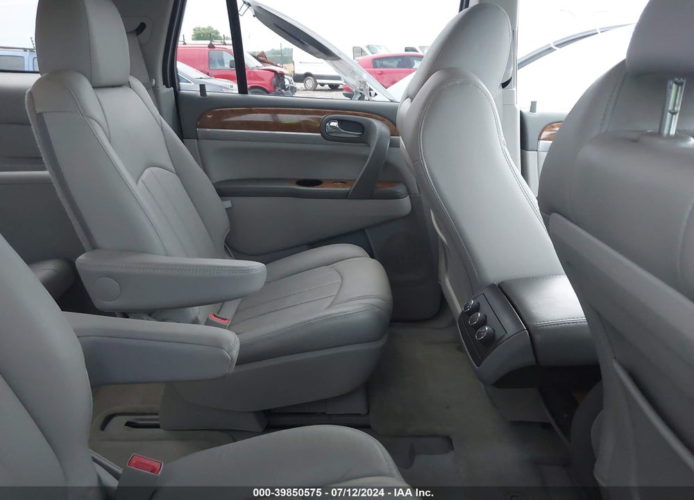 2011 BUICK ENCLAVE 1XL VIN: 5GAKRBED2BJ312857