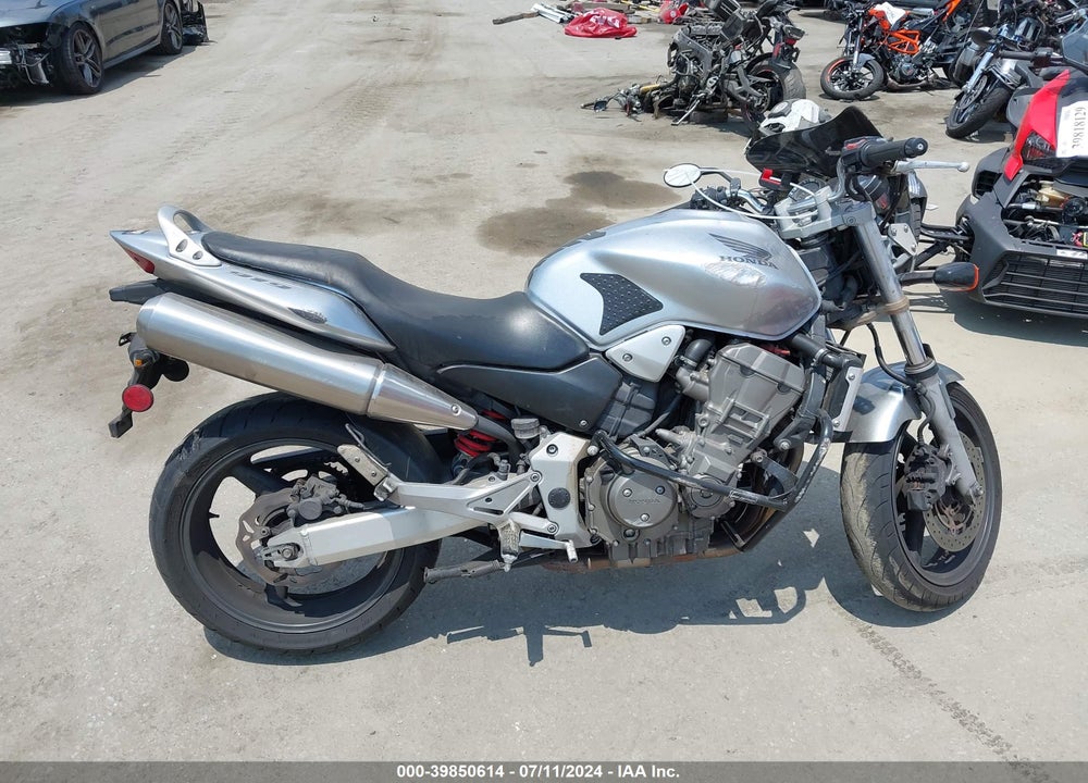 2004 HONDA CB900 F VIN: JH2SC48054M200793