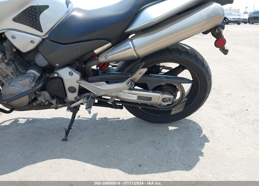2004 HONDA CB900 F VIN: JH2SC48054M200793