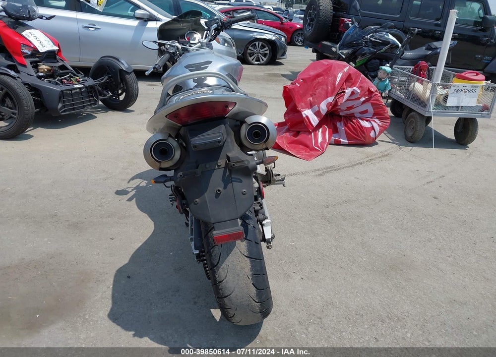 2004 HONDA CB900 F VIN: JH2SC48054M200793