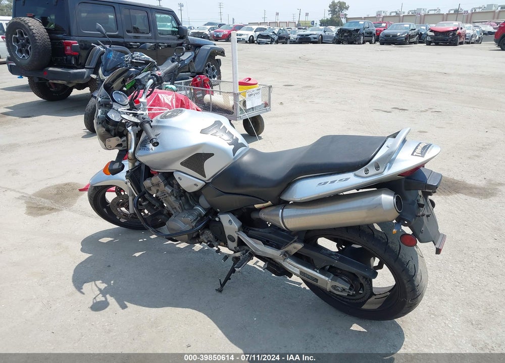 2004 HONDA CB900 F VIN: JH2SC48054M200793
