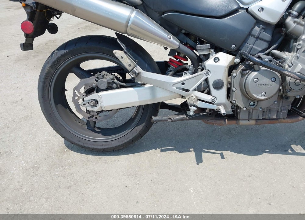 2004 HONDA CB900 F VIN: JH2SC48054M200793